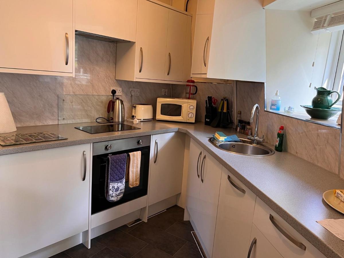 Hunston Mill Self Catering Dog Stay For Free Chichester Exterior foto