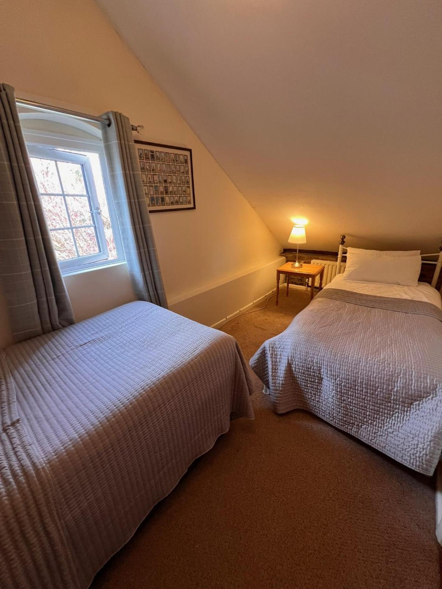 Hunston Mill Self Catering Dog Stay For Free Chichester Exterior foto