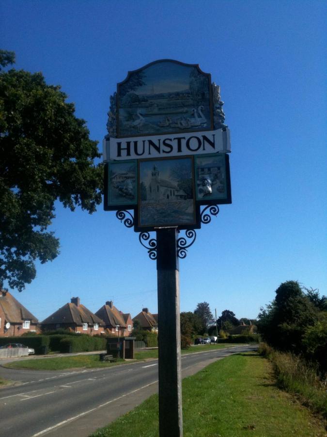 Hunston Mill Self Catering Dog Stay For Free Chichester Quarto foto